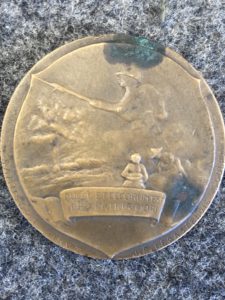 WW2 Bronze Coin of the 371st Infantry Regiment Backside